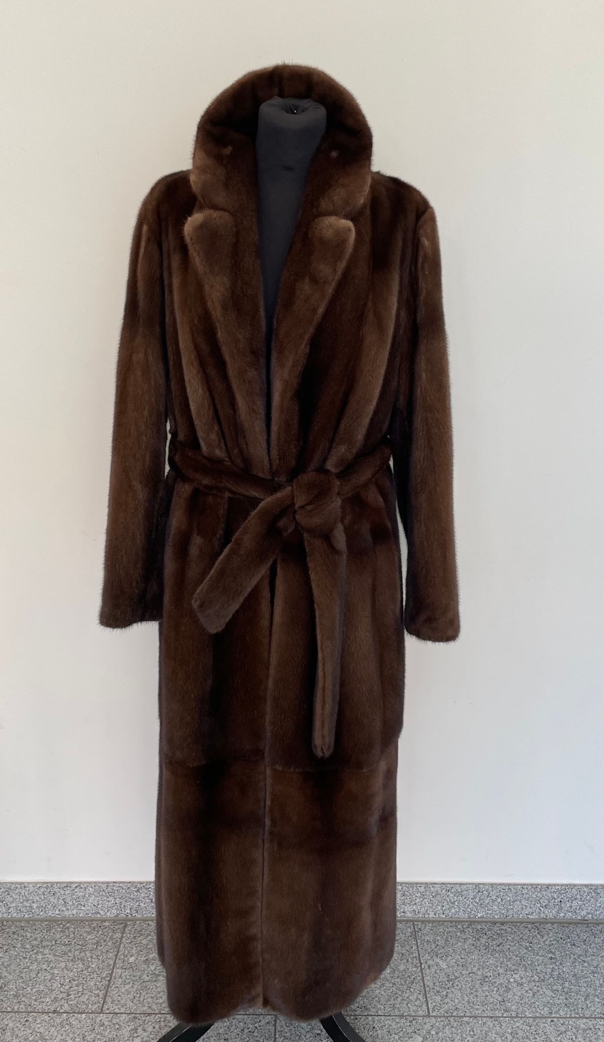 Pelzmantel aus der Winterkollektion (Nr. 25)