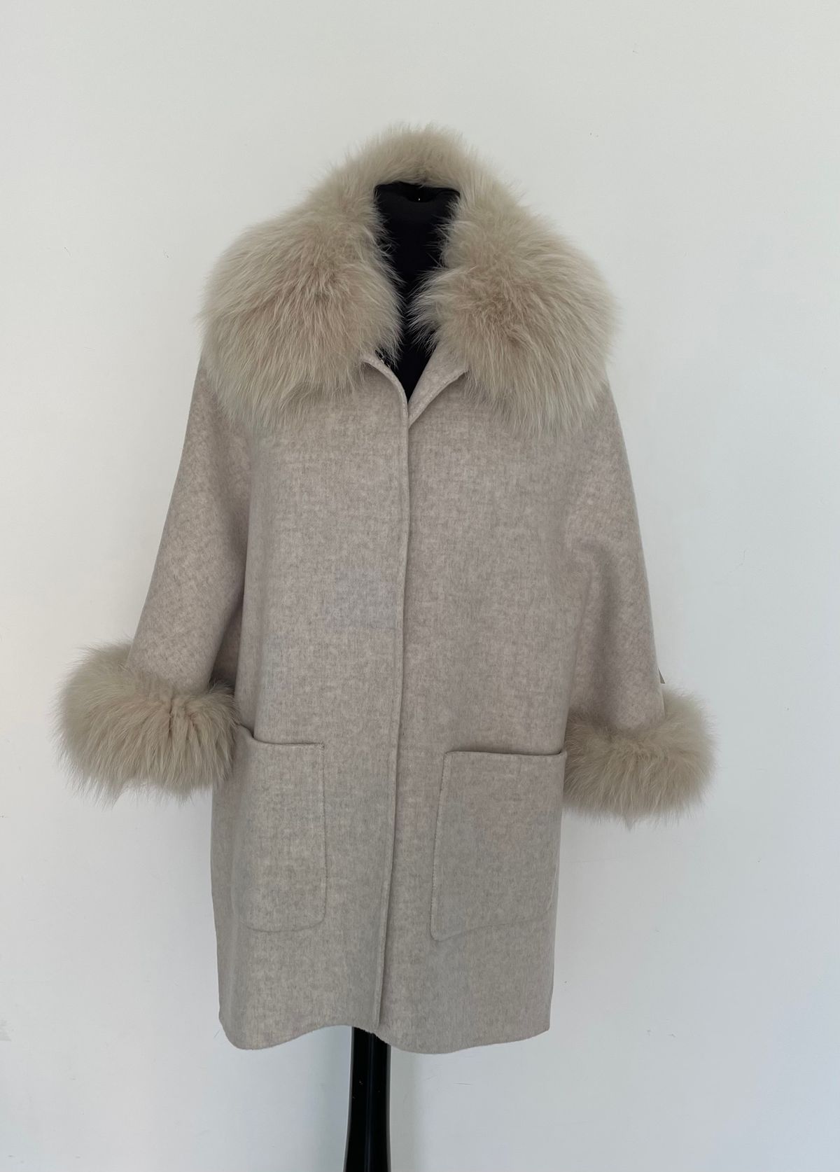 Pelzmantel aus der Winterkollektion (Nr. 3)